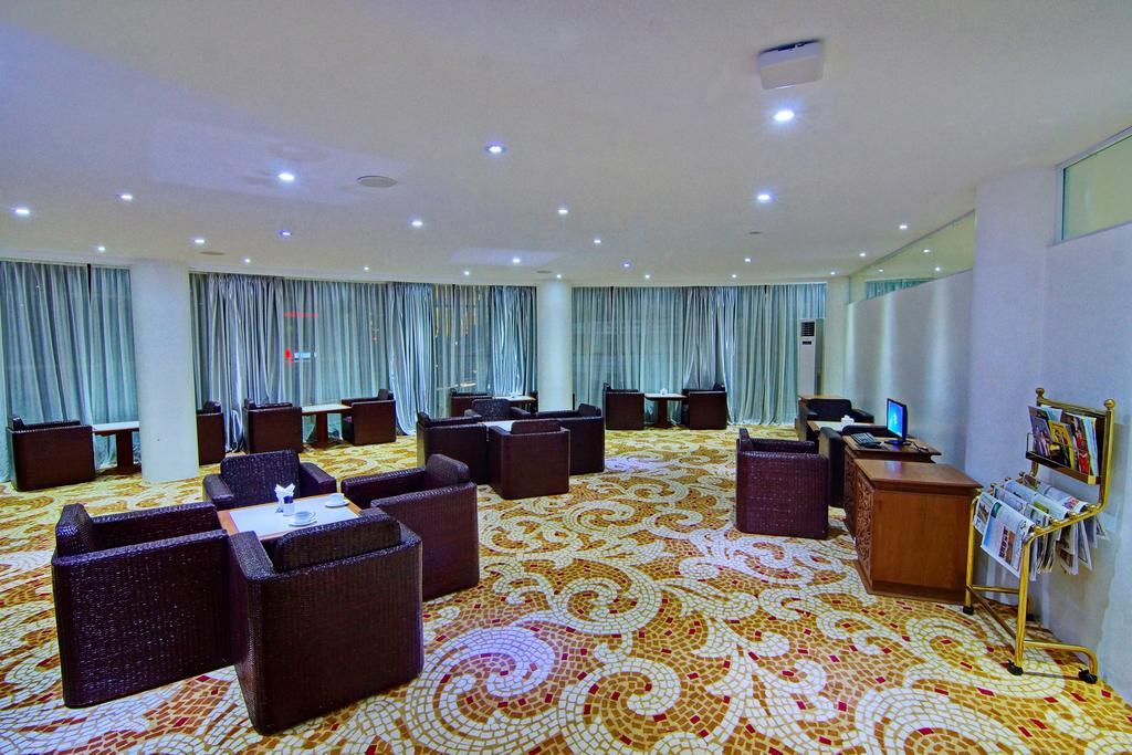 מנדלאי Wilson Hotel מראה חיצוני תמונה